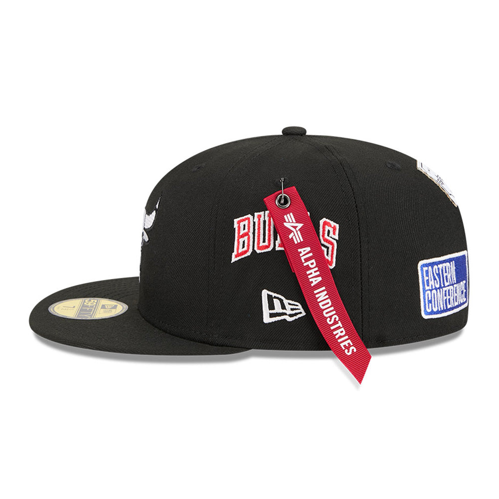 New Era Chicago Bulls Alpha Industries 26164 Black 59FIFTY Fitted Cap (ONLINE EXCLUSIVE)