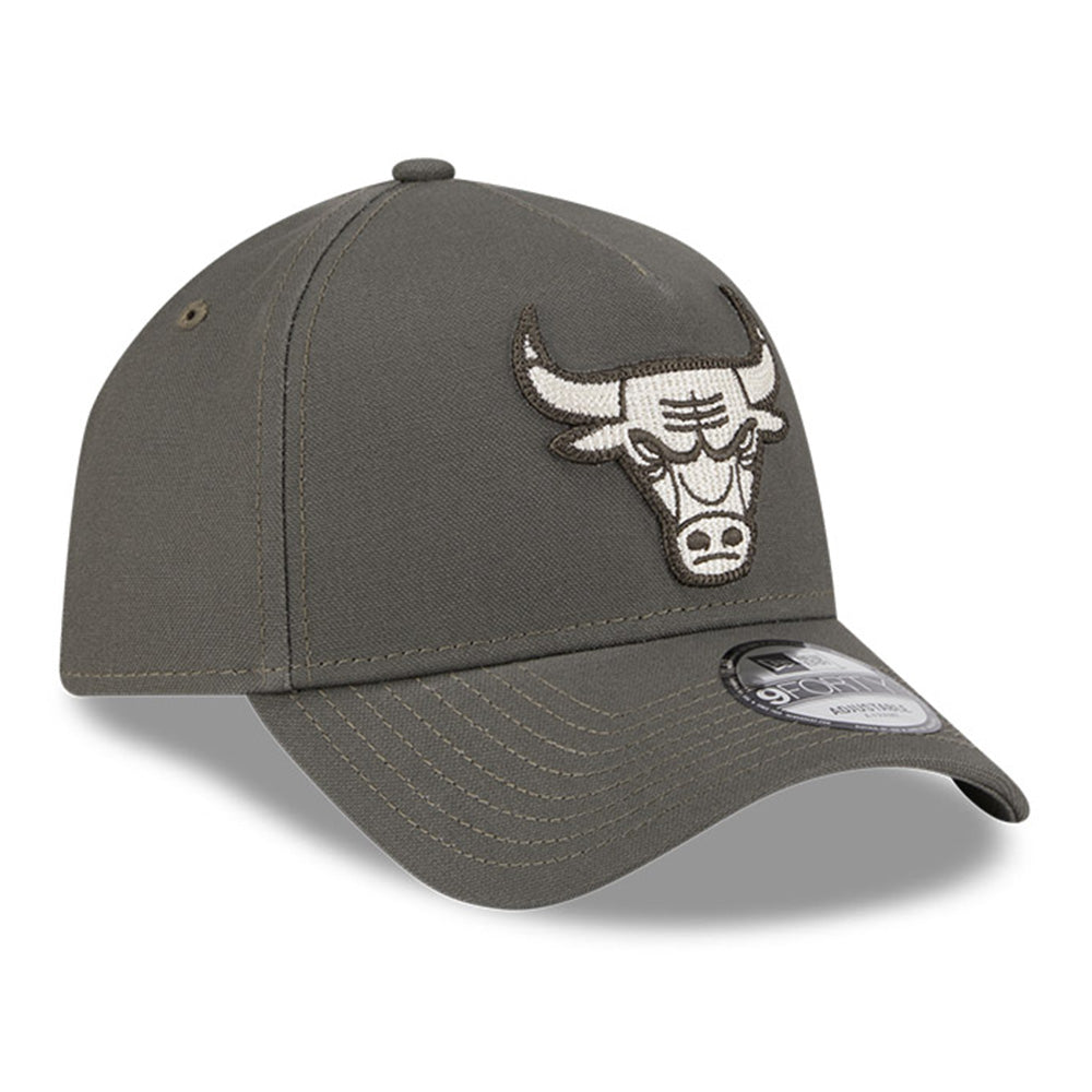New Era Chicago Bulls Moss Canvas Chainstitching Dark Moss 9FORTY A-Frame Adjustable Cap