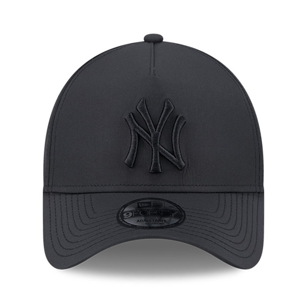 New Era New York Yankees Q325 DWR Pro Light Black 9FORTY A-Frame Adjustable Cap
