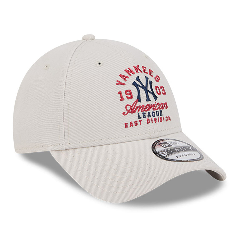 New Era New York Yankees Arch Stone 9FORTY Adjustable Cap