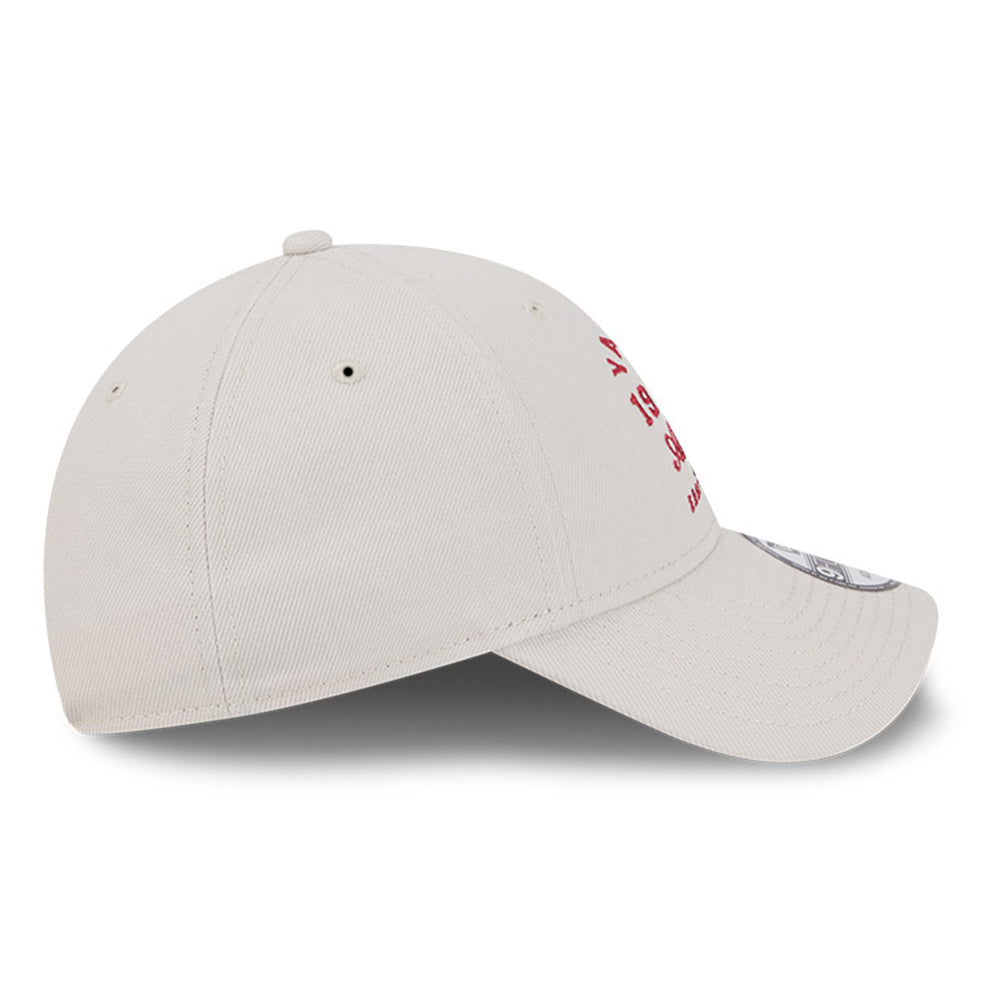 New Era New York Yankees Arch Stone 9FORTY Adjustable Cap