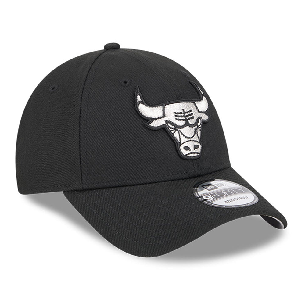 New Era Chicago Bulls Black Metallic Q325 9FORTY Snapback Cap