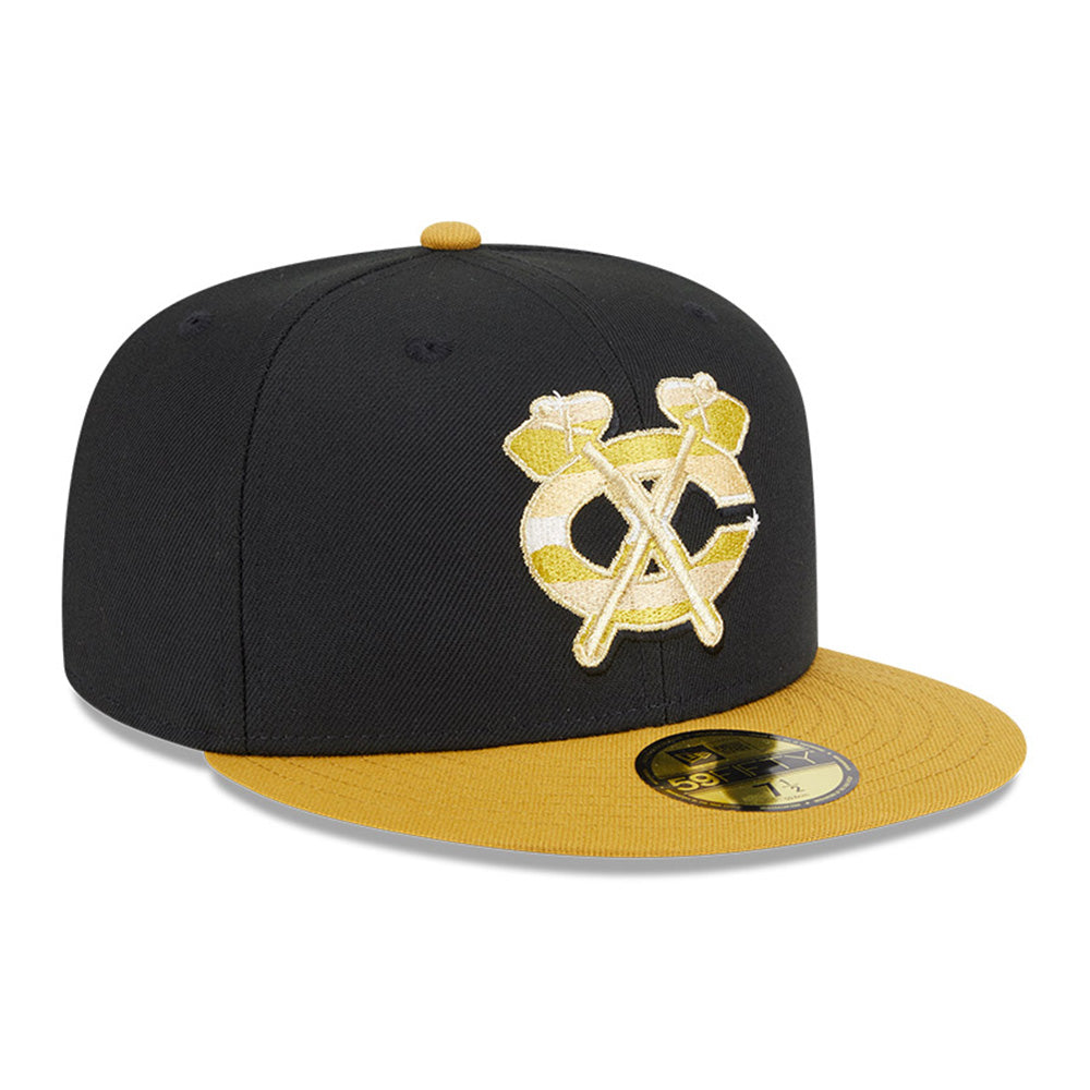 New Era Chicago Black Hawks Gold Logo NHL 2025 59FIFTY Day Black Gold 59FIFTY Fitted Cap