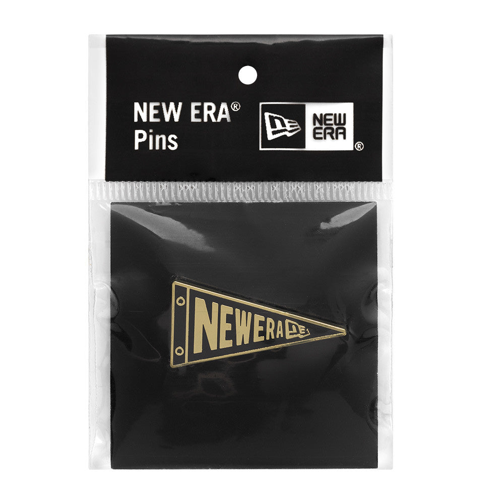 New Era NE Pennant Flag 2025 59FIFTY Day Black Gold Pin Accessory