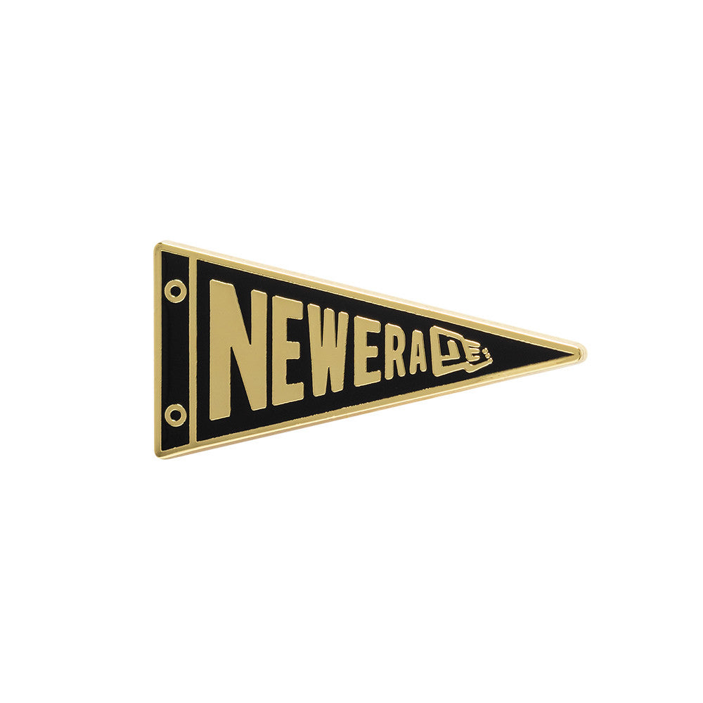 New Era NE Pennant Flag 2025 59FIFTY Day Black Gold Pin Accessory