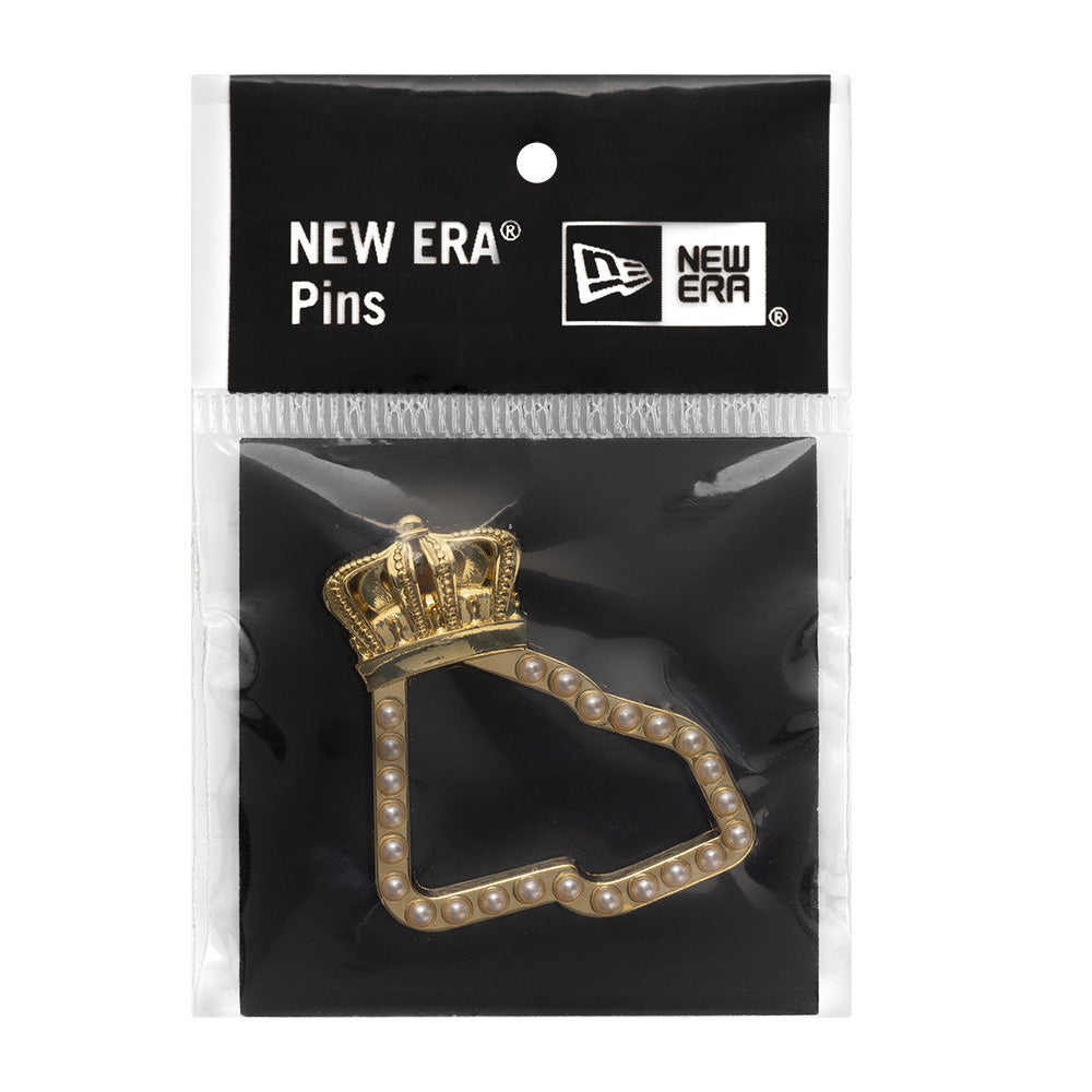 New Era Crown NE Flag 2025 59FIFTY Day Gold Pin Accessory