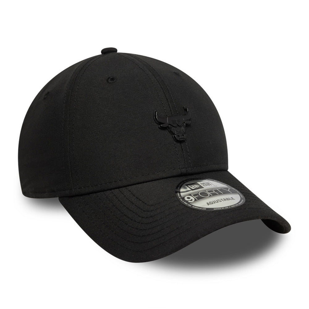 New Era Chicago Bulls Tonal Pin Black 9FORTY Adjustable Cap