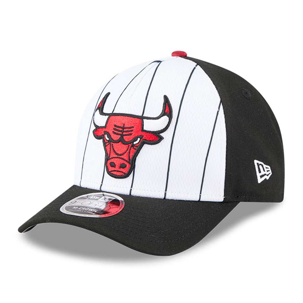 New Era Chicago Bulls Tip Off 2025 White Black 9FORTY M-Crown A-Frame Snapback Cap