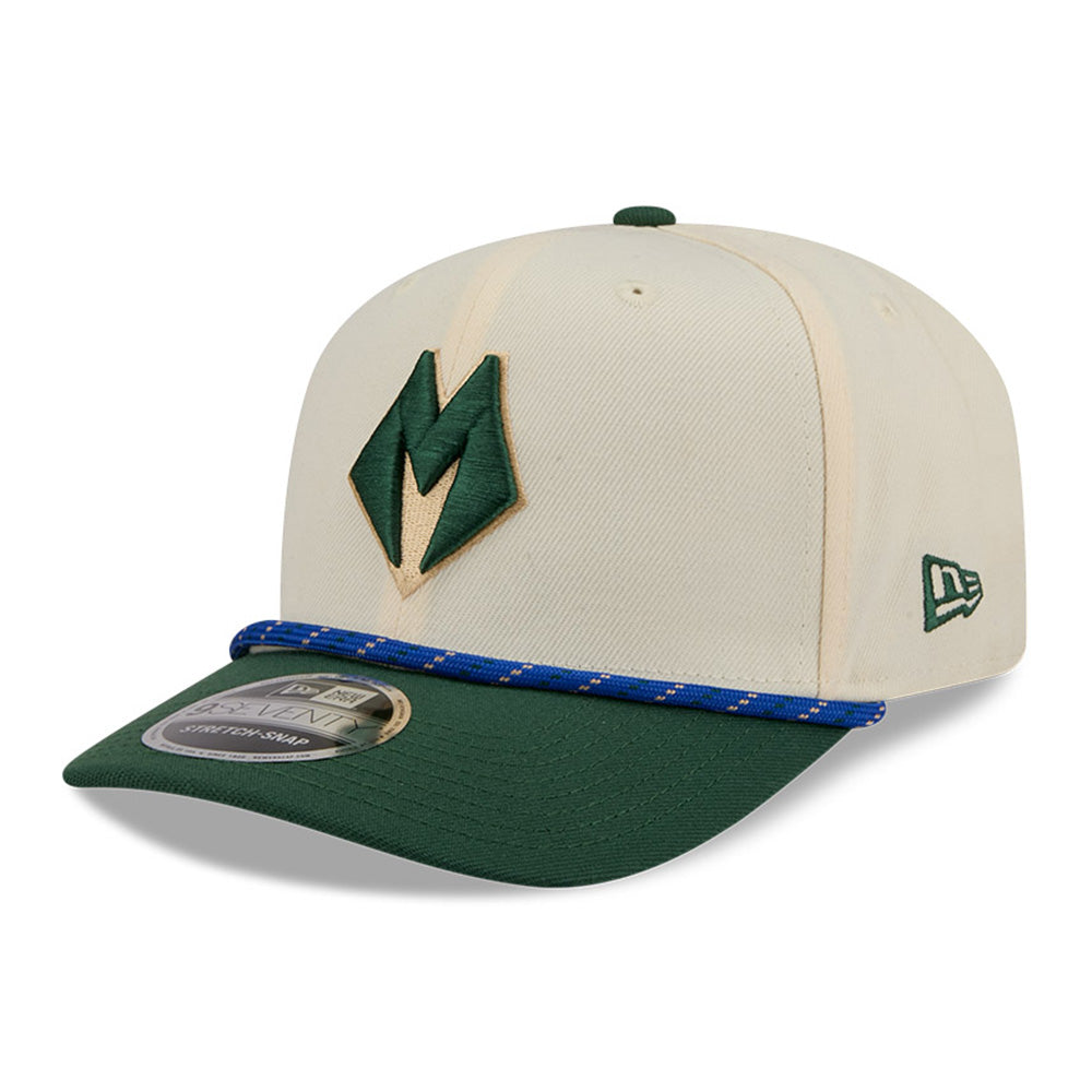 New Era Milwaukee Bucks 2025 City Edition Chrome White Dark Green 9SEVENTY Stretch Snapback Cap
