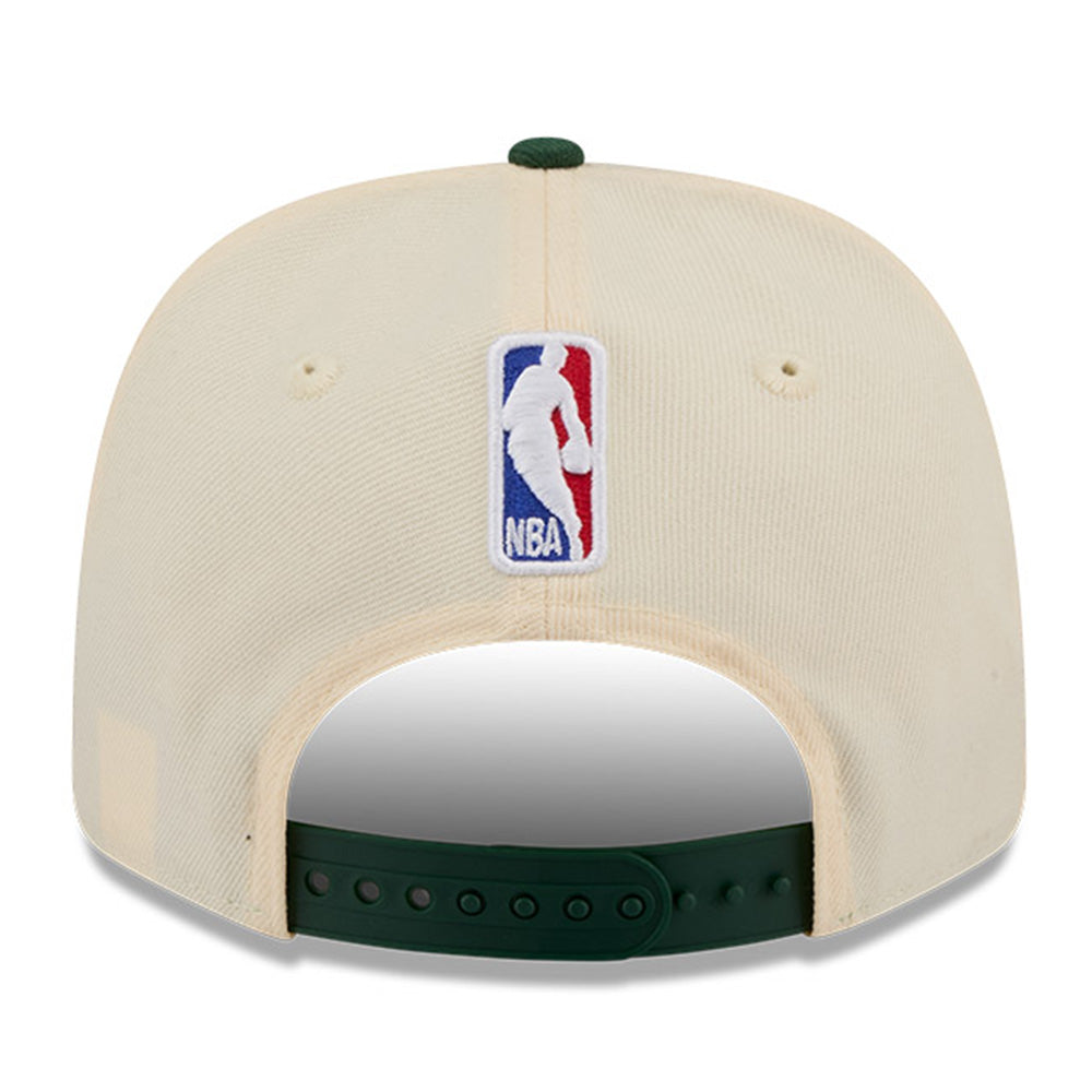 New Era Milwaukee Bucks 2025 City Edition Chrome White Dark Green 9SEVENTY Stretch Snapback Cap