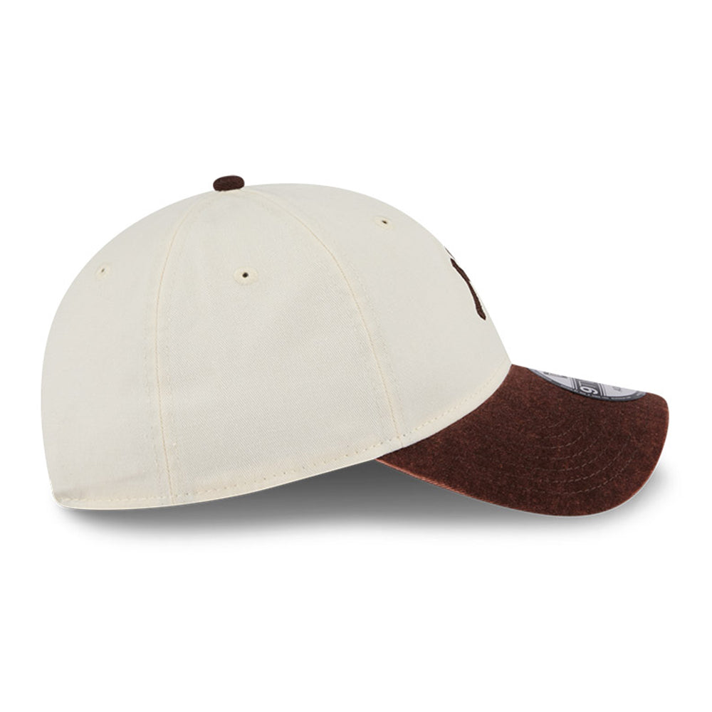 New Era New York Yankees Snow Washed Q425 Chrome White Brown 9TWENTY Adjustable Cap