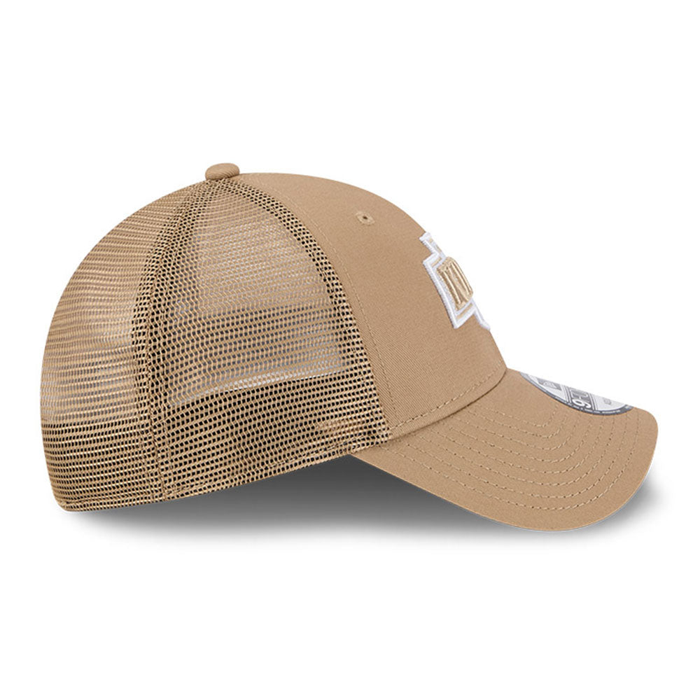 New Era Los Angeles Kings Khaki Classic 9FORTY Trucker Adjustable Cap