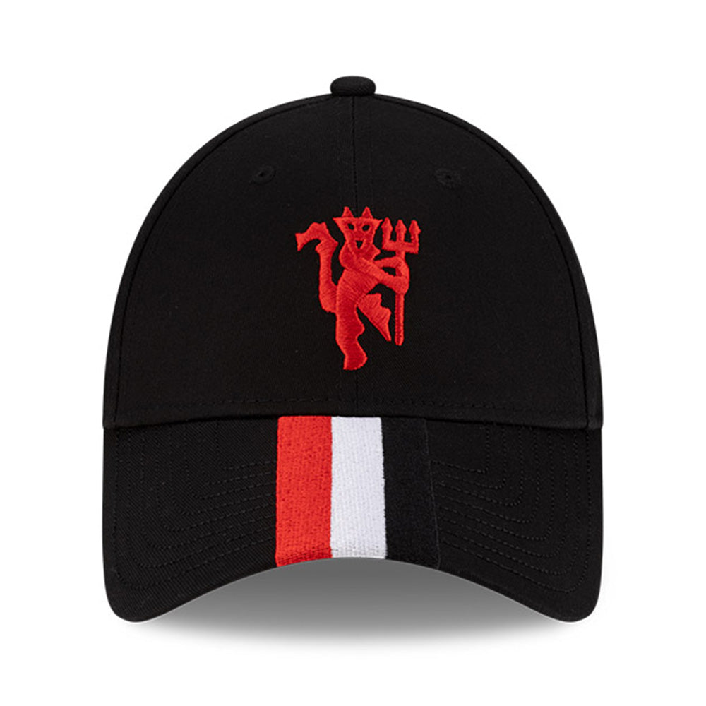Manchester United Football Club Stripe SP26 Black 9FORTY Adjustable Cap