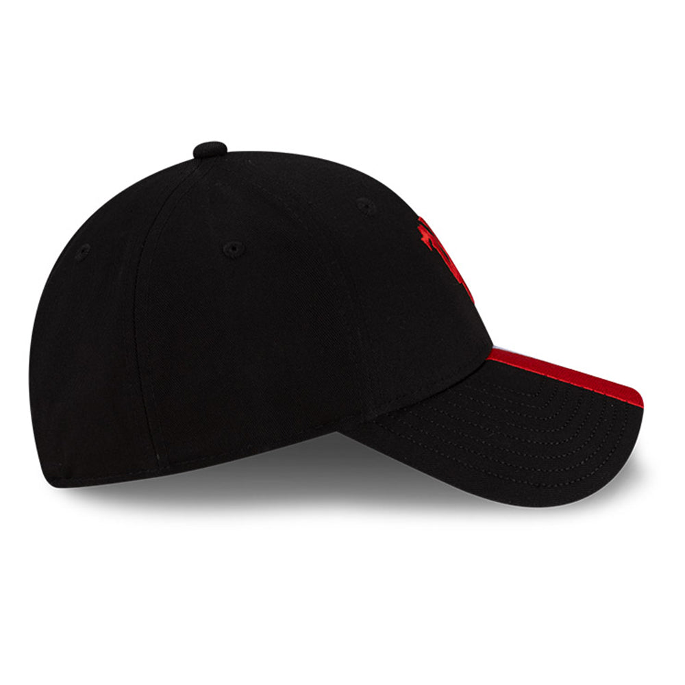 Manchester United Football Club Stripe SP26 Black 9FORTY Adjustable Cap
