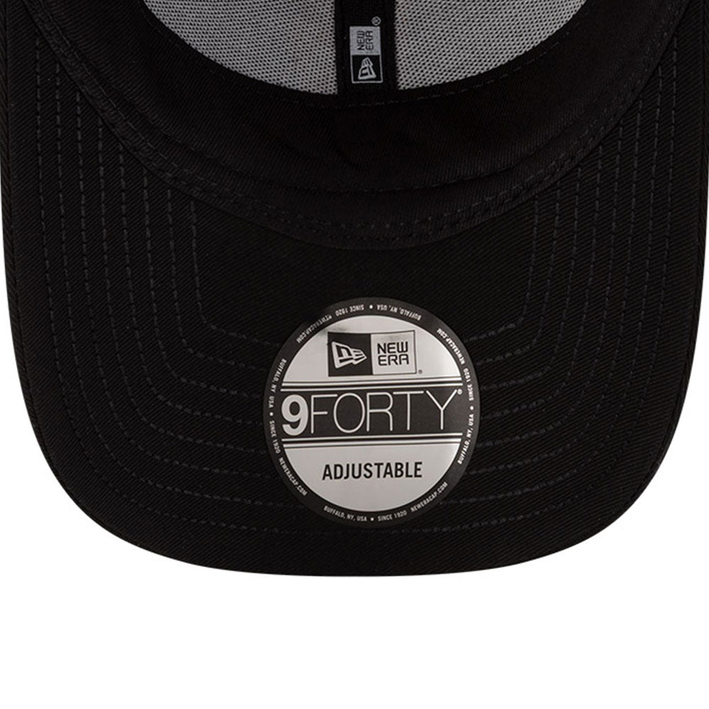 Manchester United Football Club Stripe SP26 Black 9FORTY Adjustable Cap