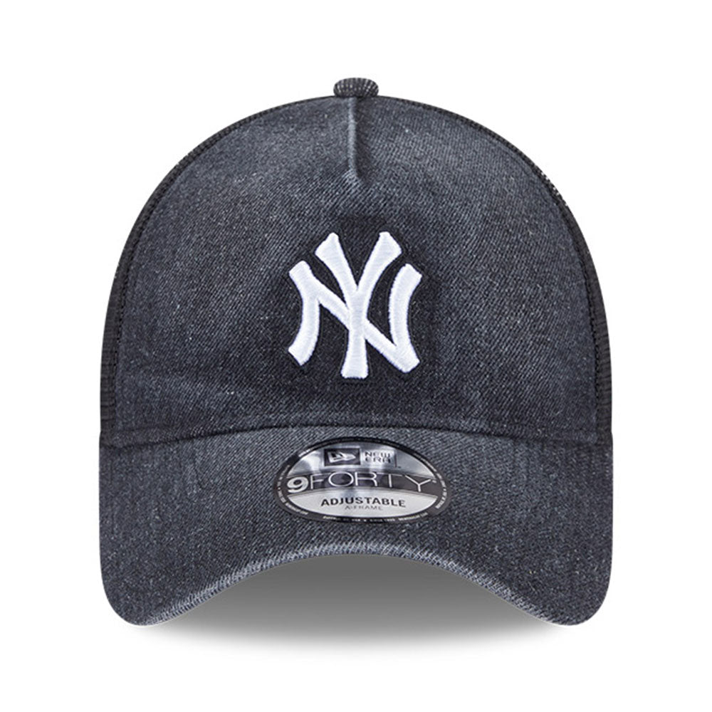 New Era New York Yankees Washed Denim Q126 Black 9FORTY A-Frame Trucker Adjustable Cap