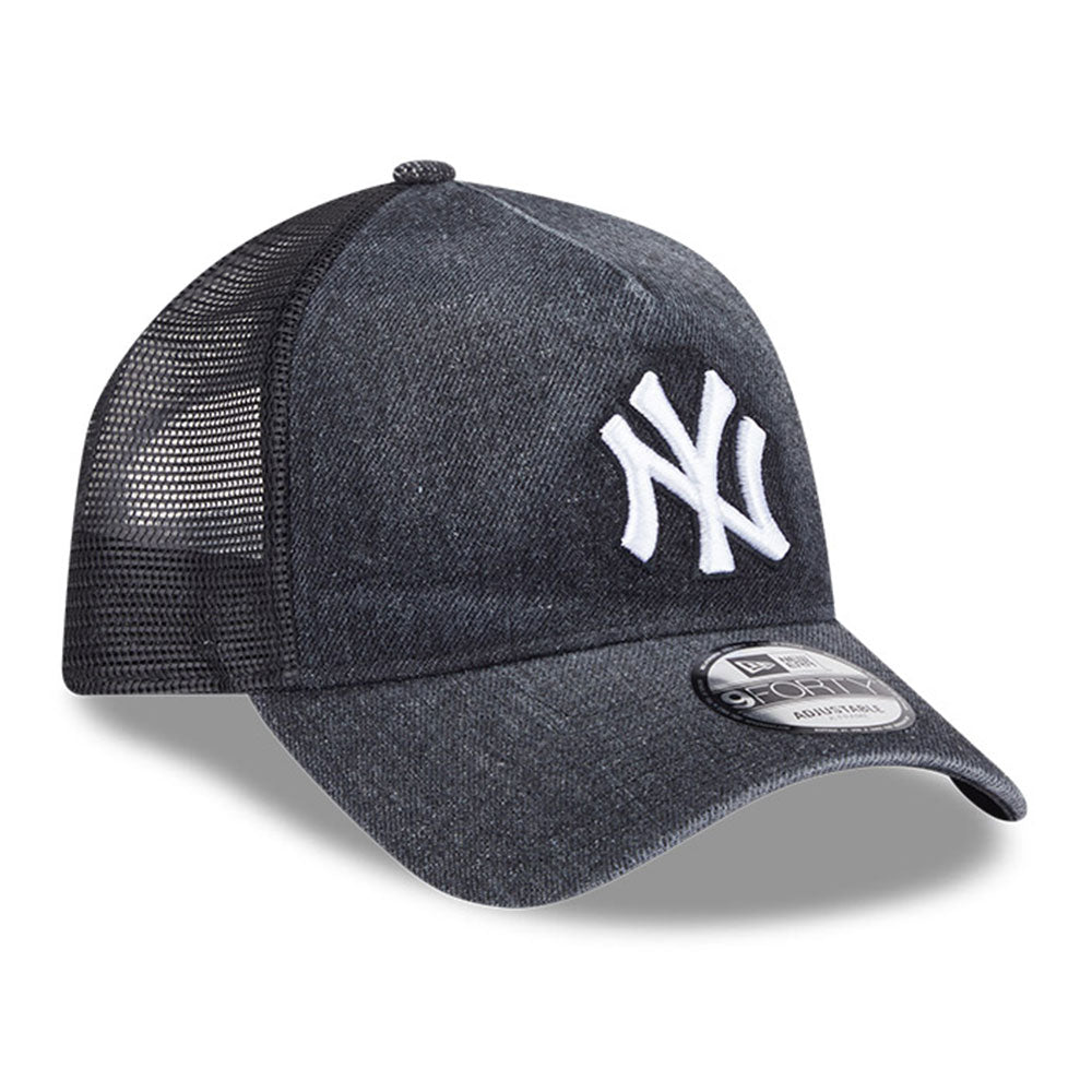 New Era New York Yankees Washed Denim Q126 Black 9FORTY A-Frame Trucker Adjustable Cap