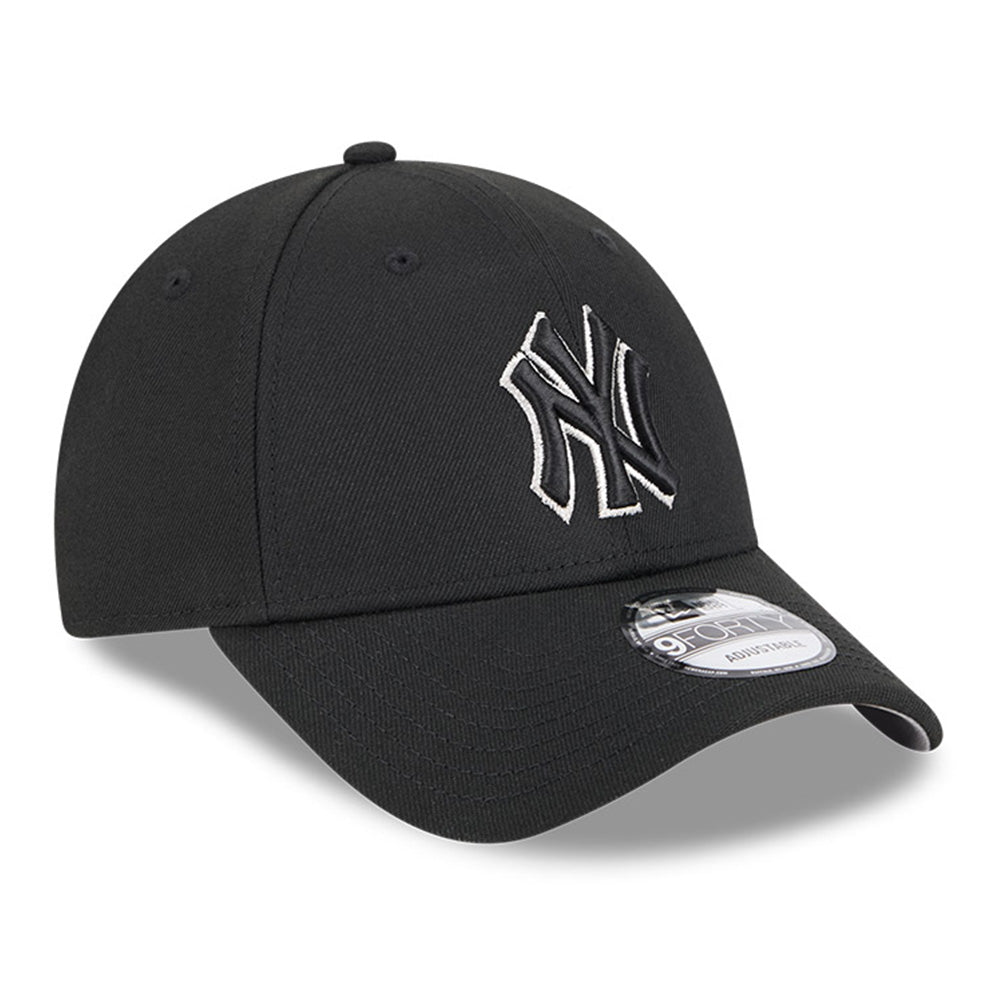 New Era New York Yankees Black Metallic Q325 9FORTY Snapback Cap