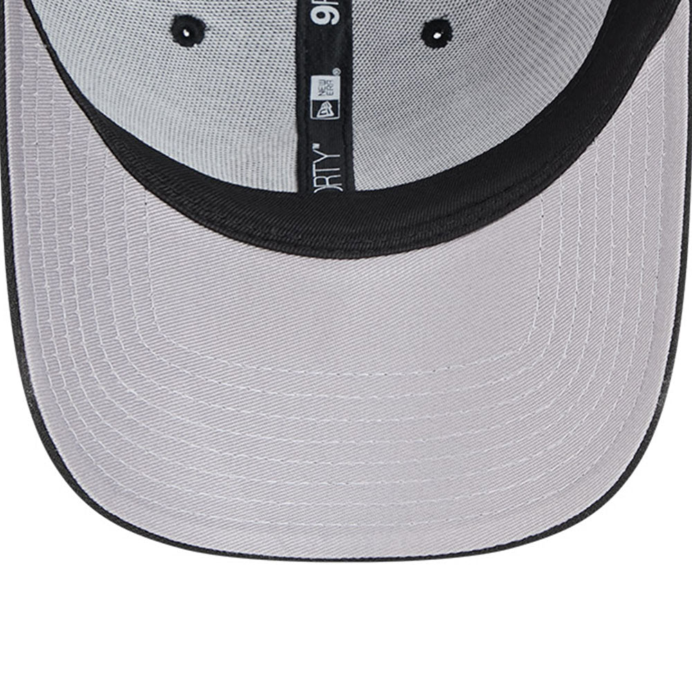 New Era New York Yankees Black Metallic Q325 9FORTY Snapback Cap