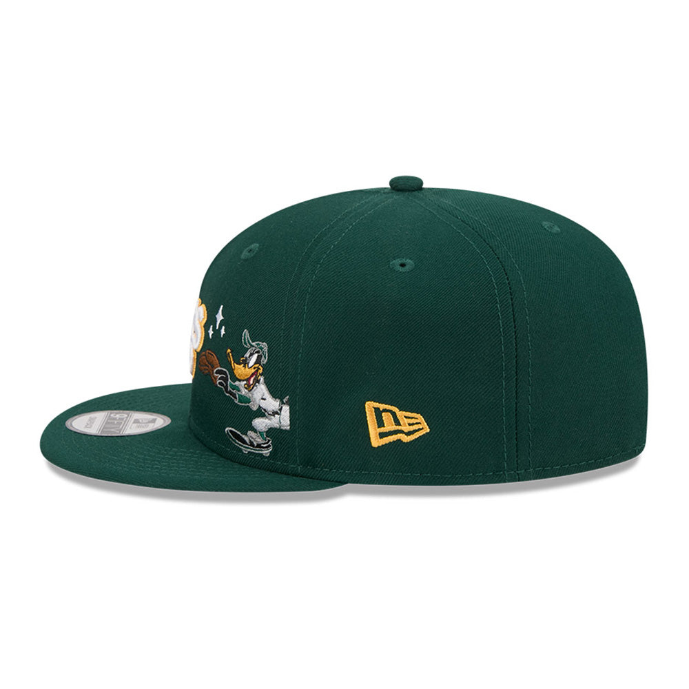 New Era x Looney Tunes Oakland Athletics Daffy Duck Swing Green 9FIFTY Snapback Cap