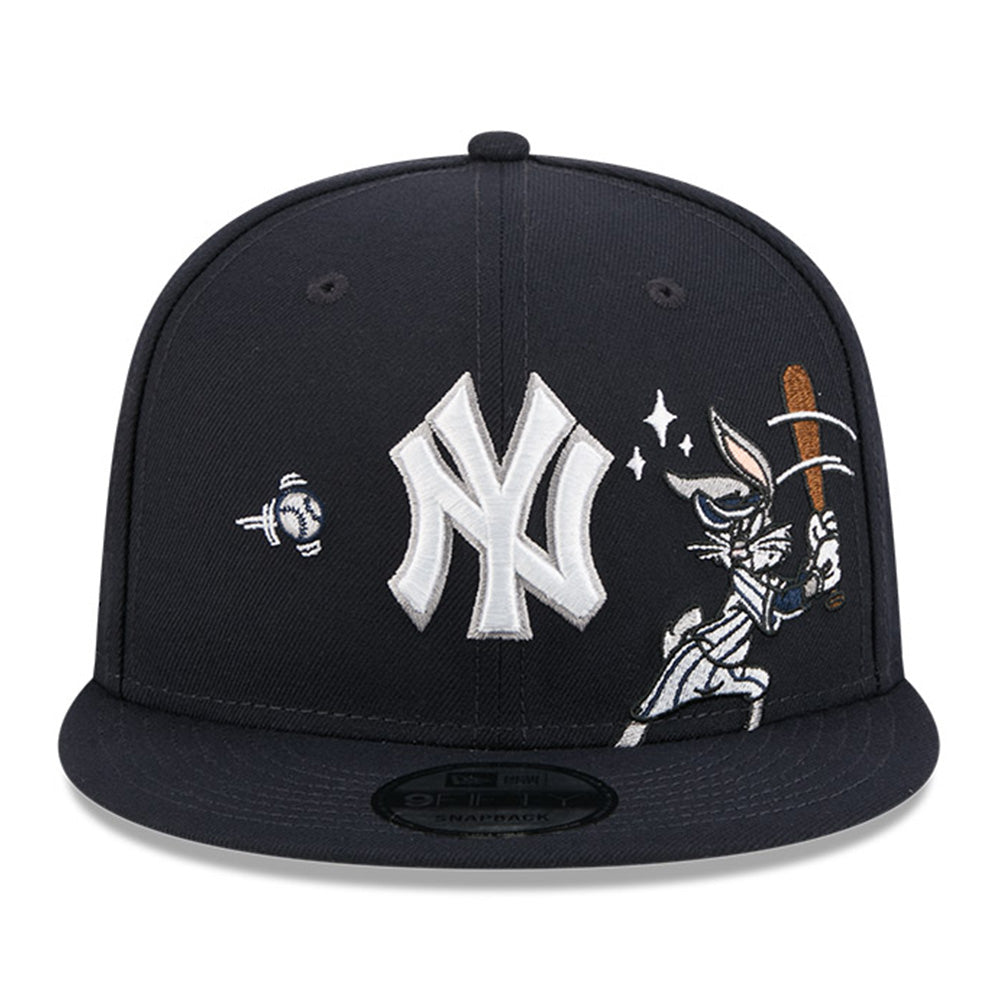 New Era x Looney Tunes New York Yankees Bugs Bunny Swing Navy 9FIFTY Snapback Cap