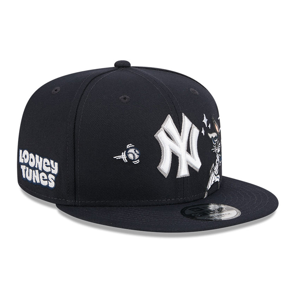 New Era x Looney Tunes New York Yankees Bugs Bunny Swing Navy 9FIFTY Snapback Cap
