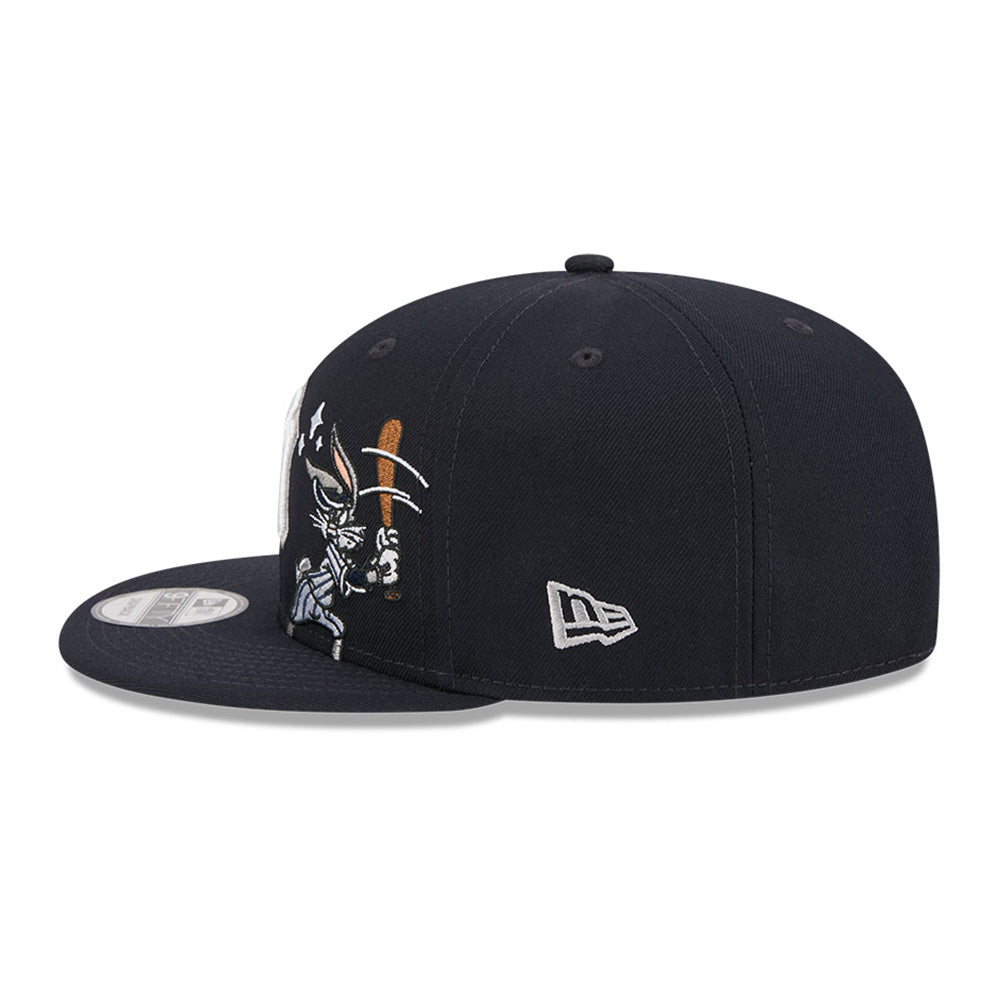 New Era x Looney Tunes New York Yankees Bugs Bunny Swing Navy 9FIFTY Snapback Cap