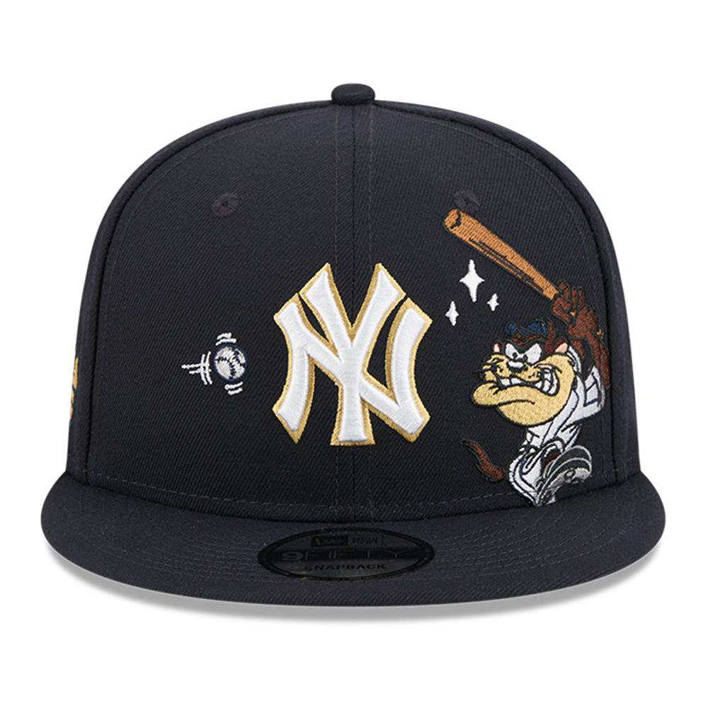 New Era x Looney Tunes New York Yankees Tasmanian Devil Navy 9FIFTY Snapback Cap