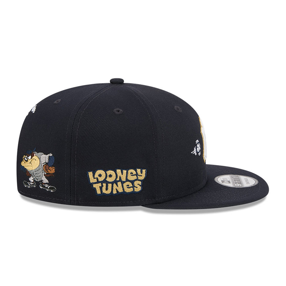 New Era x Looney Tunes New York Yankees Tasmanian Devil Navy 9FIFTY Snapback Cap