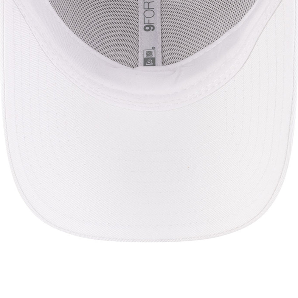 New Era x Lacoste Core White Women 9FORTY Adjustable Cap (ONLINE EXCLUSIVE)