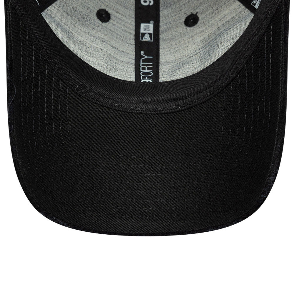 New Era Oracle Red Bull Racing Distressed Corduroy Black 9FORTY Adjustable Cap