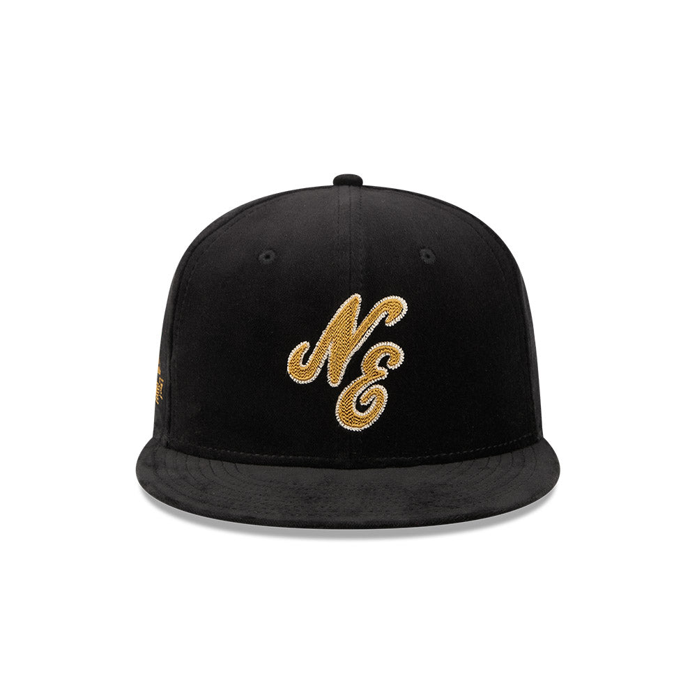 New Era Script Patch 59FIFTY Day 2026 34173 Black Gold 59FIFTY Fitted Cap