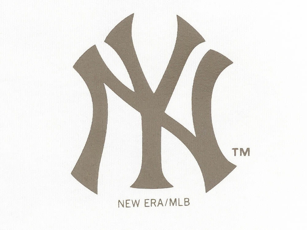 New York Yankees MLB Campfire Ivory Short Sleeve T-Shirt