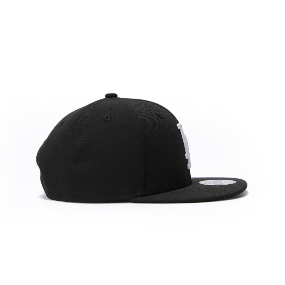 New Era Los Angeles Dodgers Essential Black 9FIFTY Youth Snapback Cap