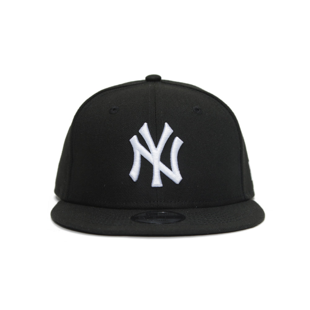 New York Yankees MLB Essential White on Black 9FIFTY Snapback Kids Cap