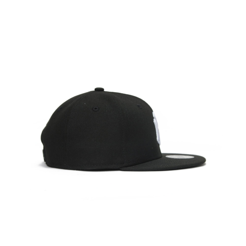 New York Yankees MLB Essential White on Black 9FIFTY Snapback Kids Cap