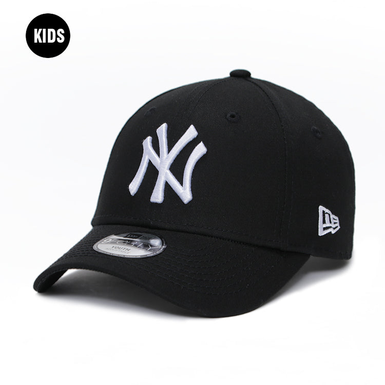 New York Yankees MLB Black 9FORTY Youth Adjustable Cap