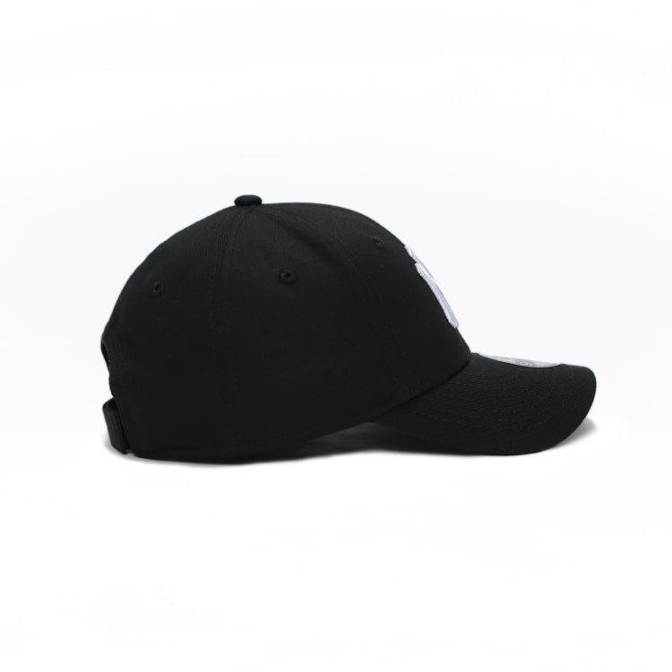 New York Yankees MLB Black 9FORTY Youth Adjustable Cap