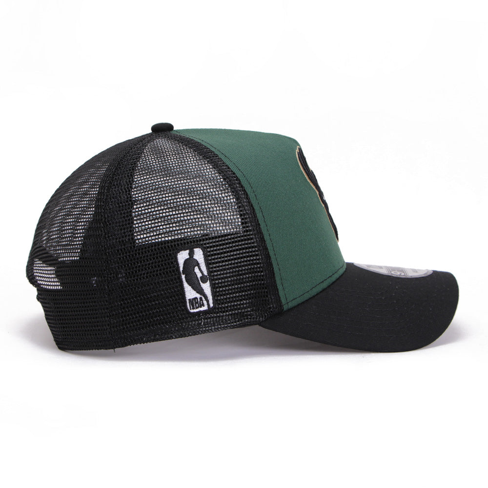 New Era Milwaukee Bucks Essentials Maple Green Black 9FORTY A-Frame Trucker Snapback Cap