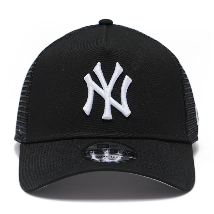 New York Yankees MLB Essential Black 9FORTY A-Frame Trucker Cap