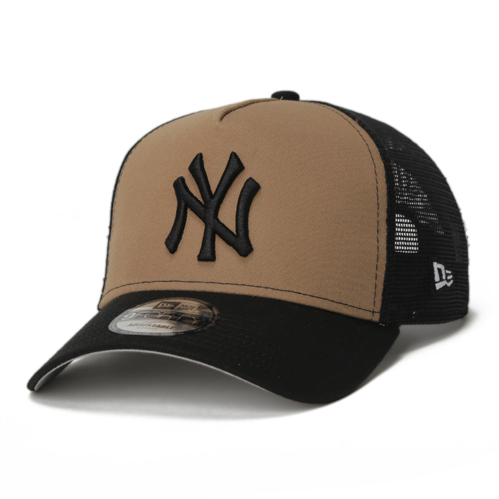 New Era New York Yankees MLB Essential Khaki 9FORTY A-Frame Trucker Cap