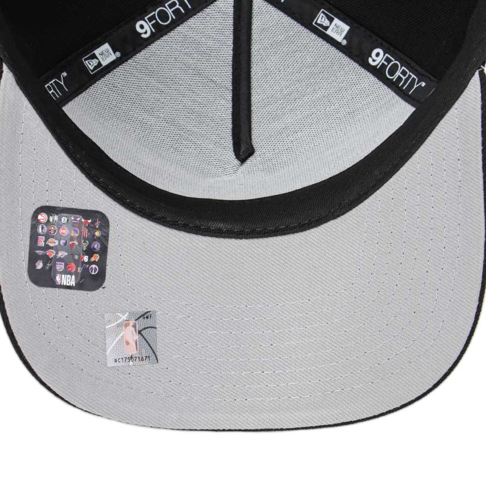 New Era Chicago Bulls NBA Upside Down Black OTC 9FORTY A-Frame Snapback Cap