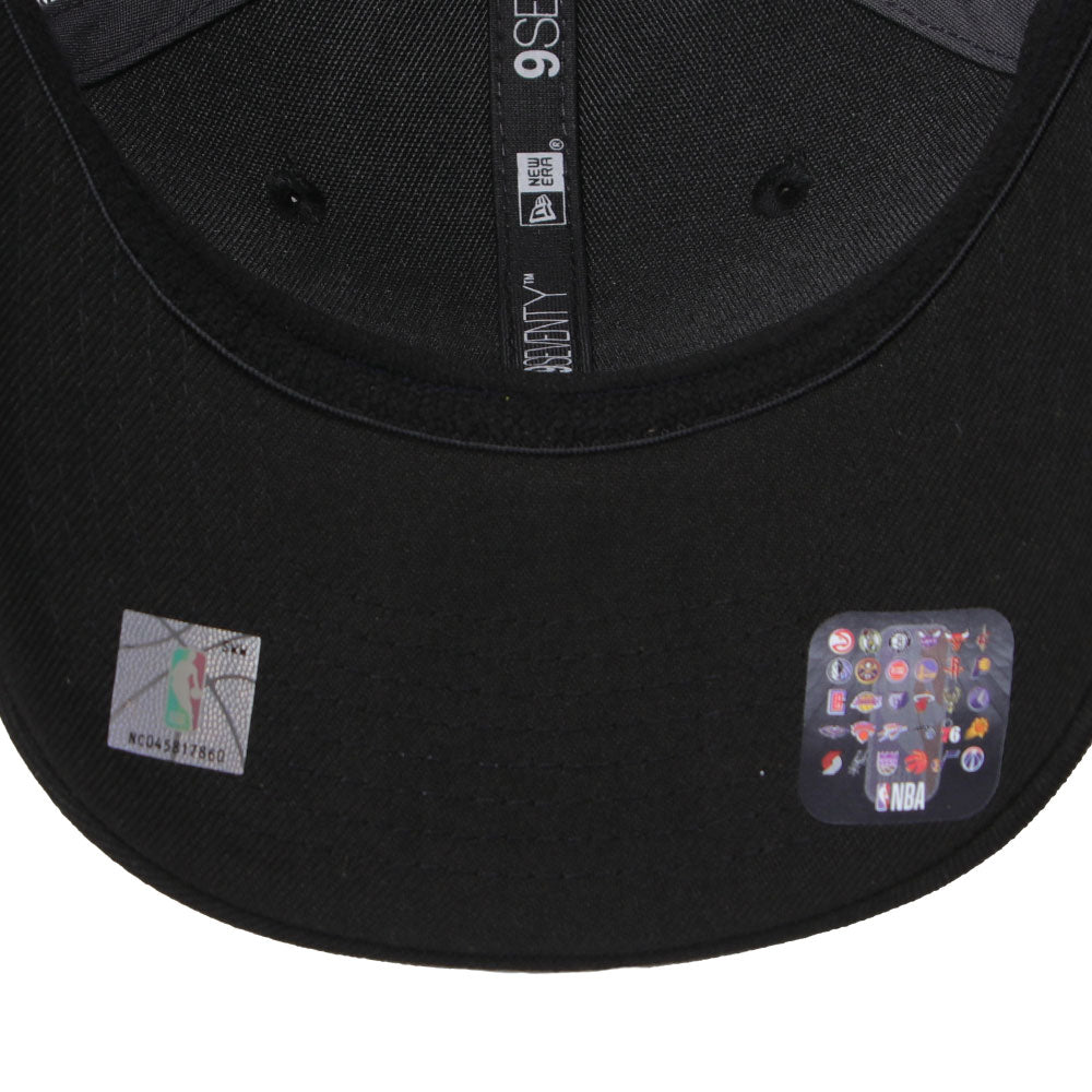 New Era Chicago Bulls GCP Black 9SEVENTY Stretch Snapback Trucker Cap