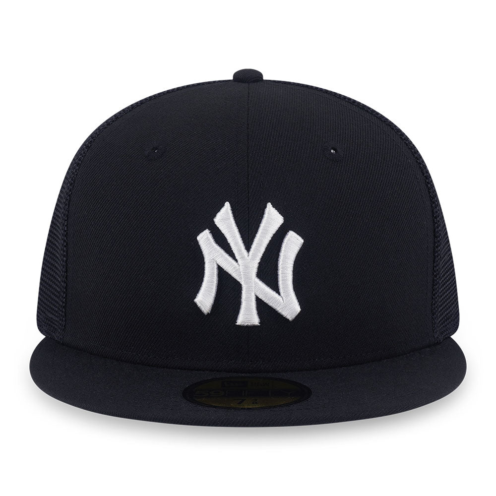 New Era New York Yankees Mesh Black White 59FIFTY Fitted Trucker Cap