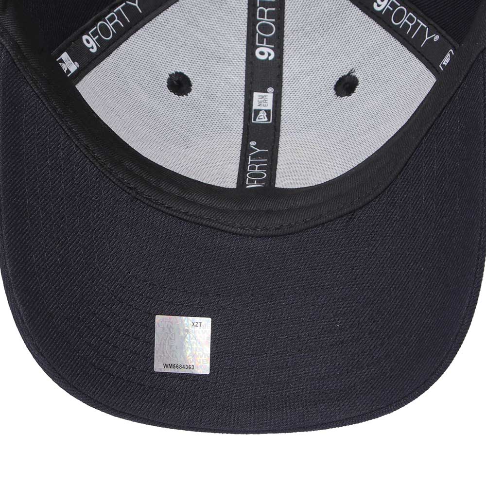 New Era Indiana Fever Navy OTC 9FORTY Snapback Cap