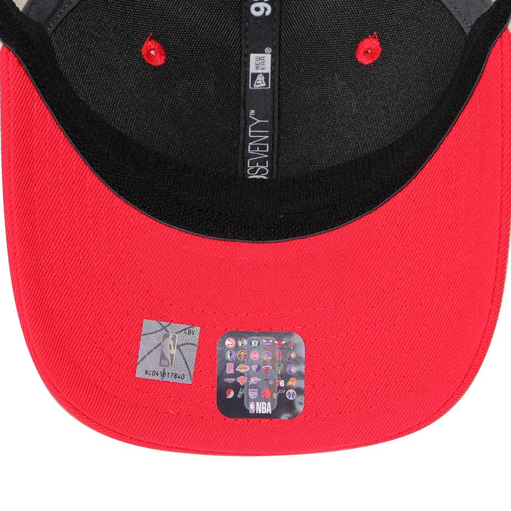 New Era Chicago Bulls GCP Chrome White Purple 9SEVENTY Stretch Snapback Cap