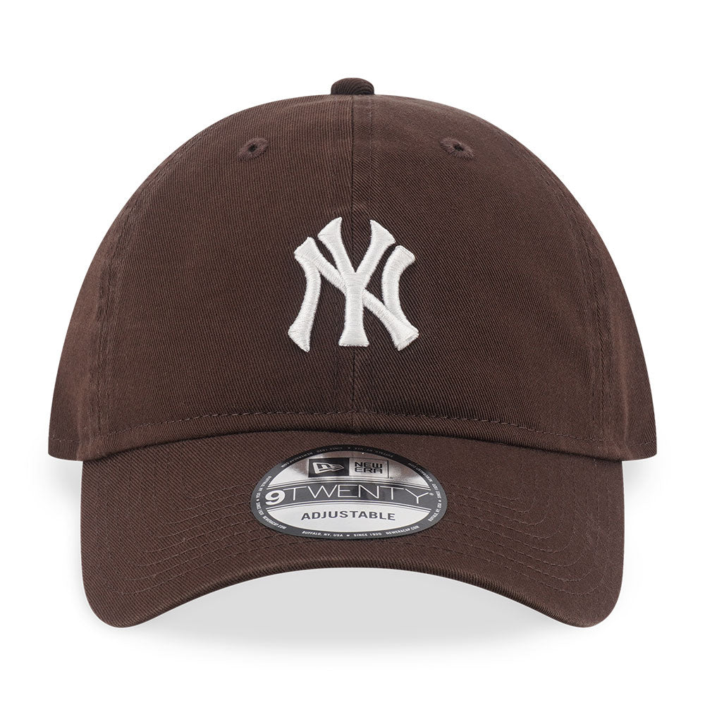 New Era New York Yankees Mini Logo Walnut 9TWENTY Adjustable Cap