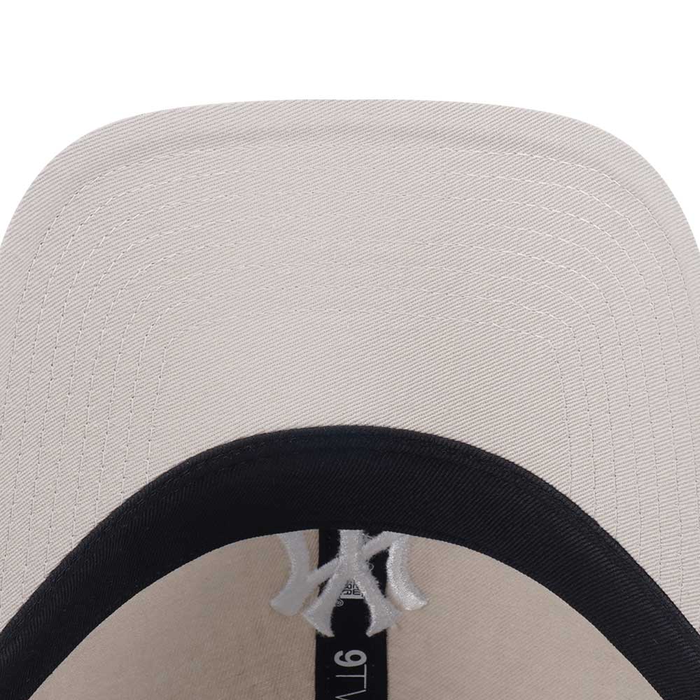 New Era New York Yankees Mini Logo Stone 9TWENTY Adjustable Cap