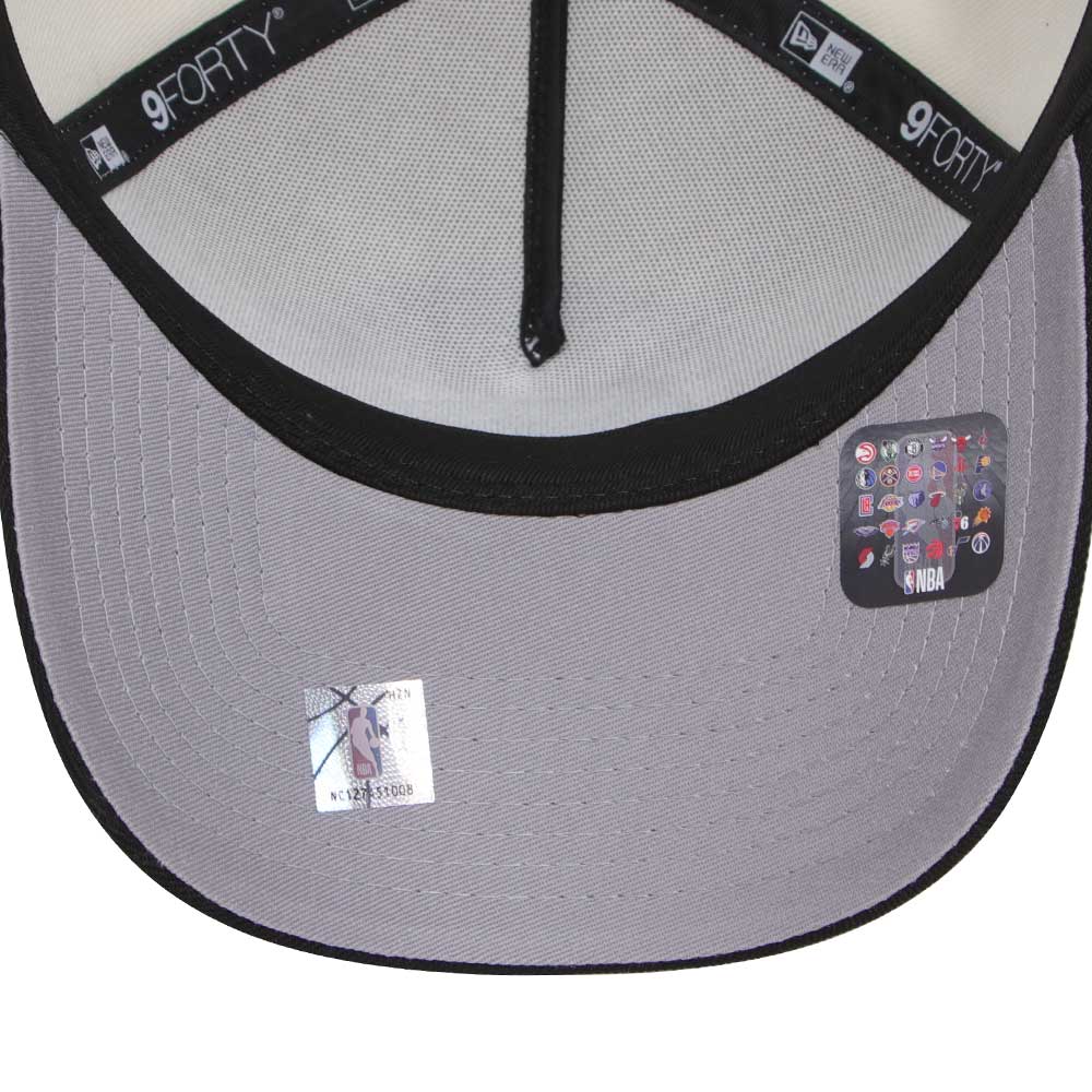 New Era Indiana Pacers Essentials Chrome Black 9FORTY A-Frame Snapback Cap
