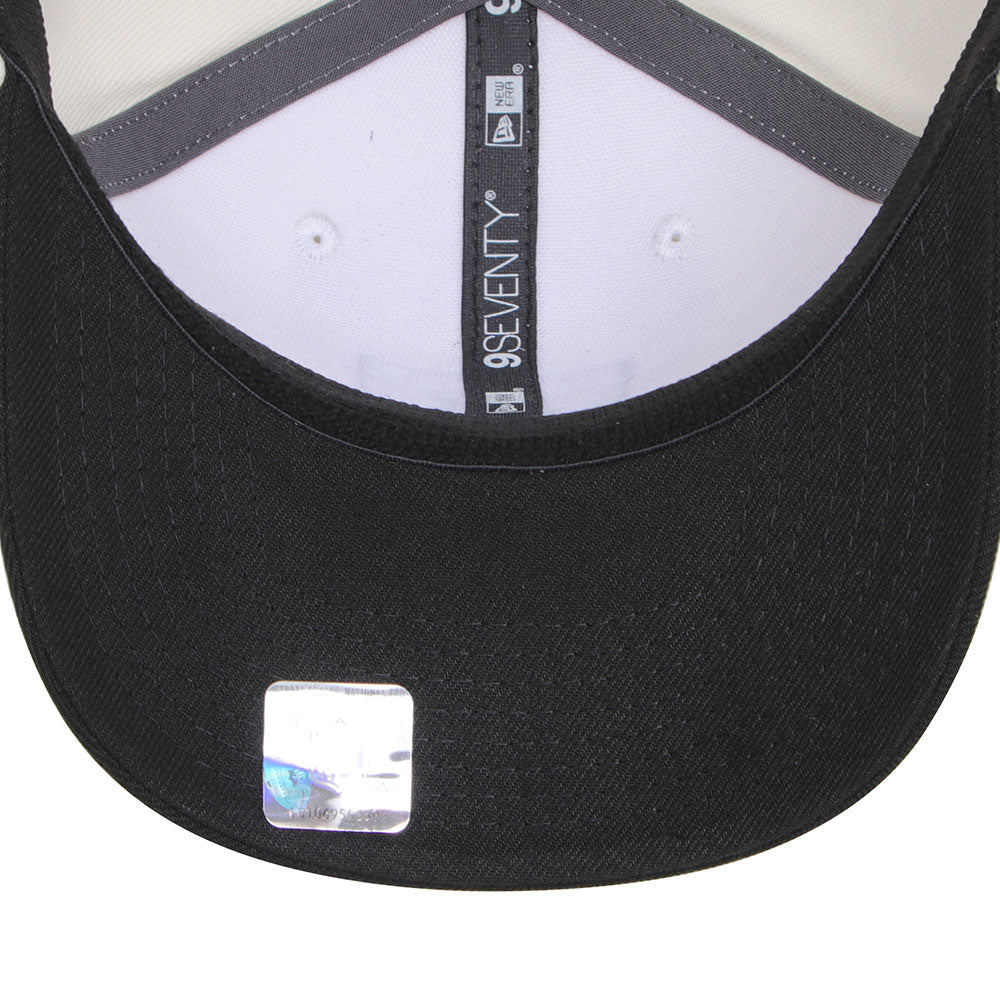 New Era Las Vegas Raiders Chrome Black 9SEVENTY Stretch Snapback Cap